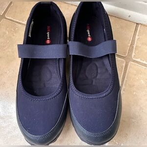 Navy Mary Jane Sneakers-size 40/9